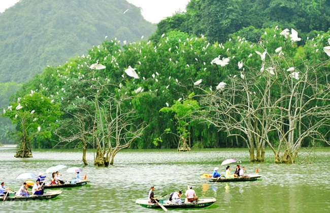 TOP 10 BEST PLACES TO VISIT IN NINH BINH