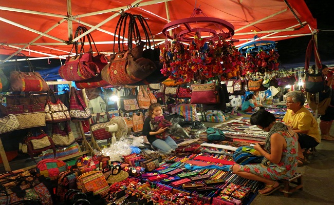 Halong Market     